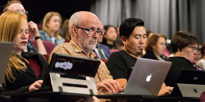 Divergent thinking key to mastering AI
