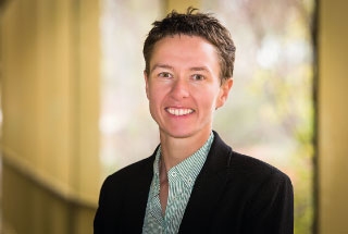 CECS welcomes Professor Elanor Huntington as new Dean
