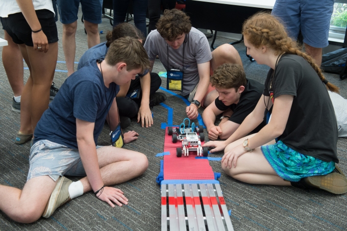 Apply Now: Kickstart your STEM education with NYSF
