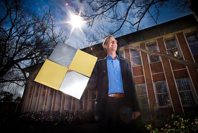 Solar student has 3D vision
