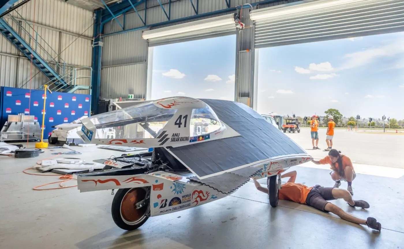 ANU students take on rural Australia ahead of the World Solar Challenge