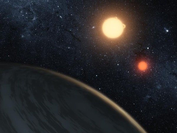 Binary stars. Image: NASA
