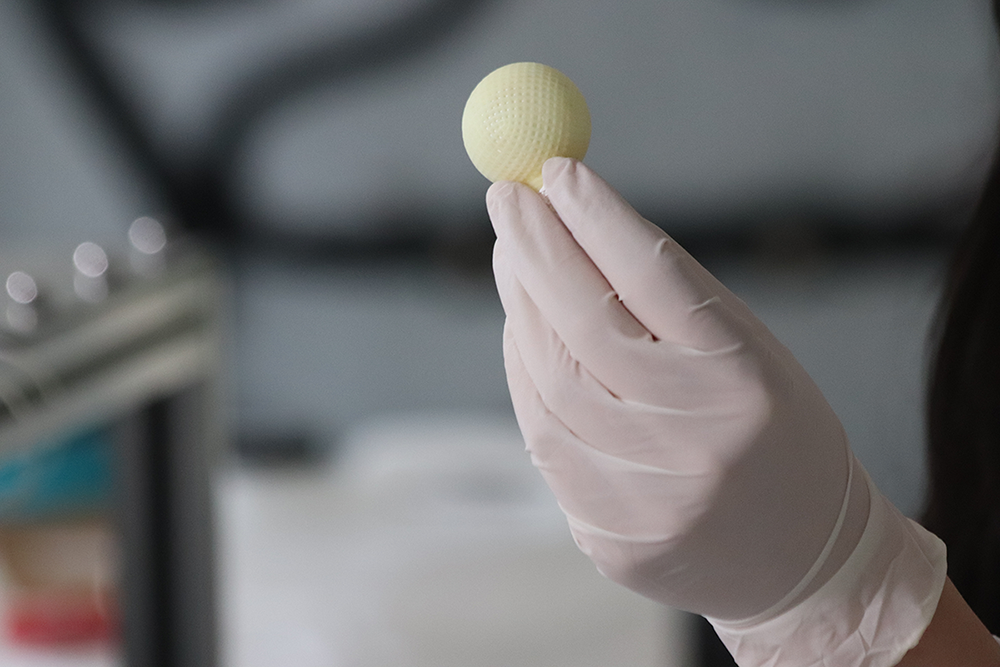 Gas hydrates can trap energy into a snowball for safe and efficient storage. Image: Eric Byler/ANU