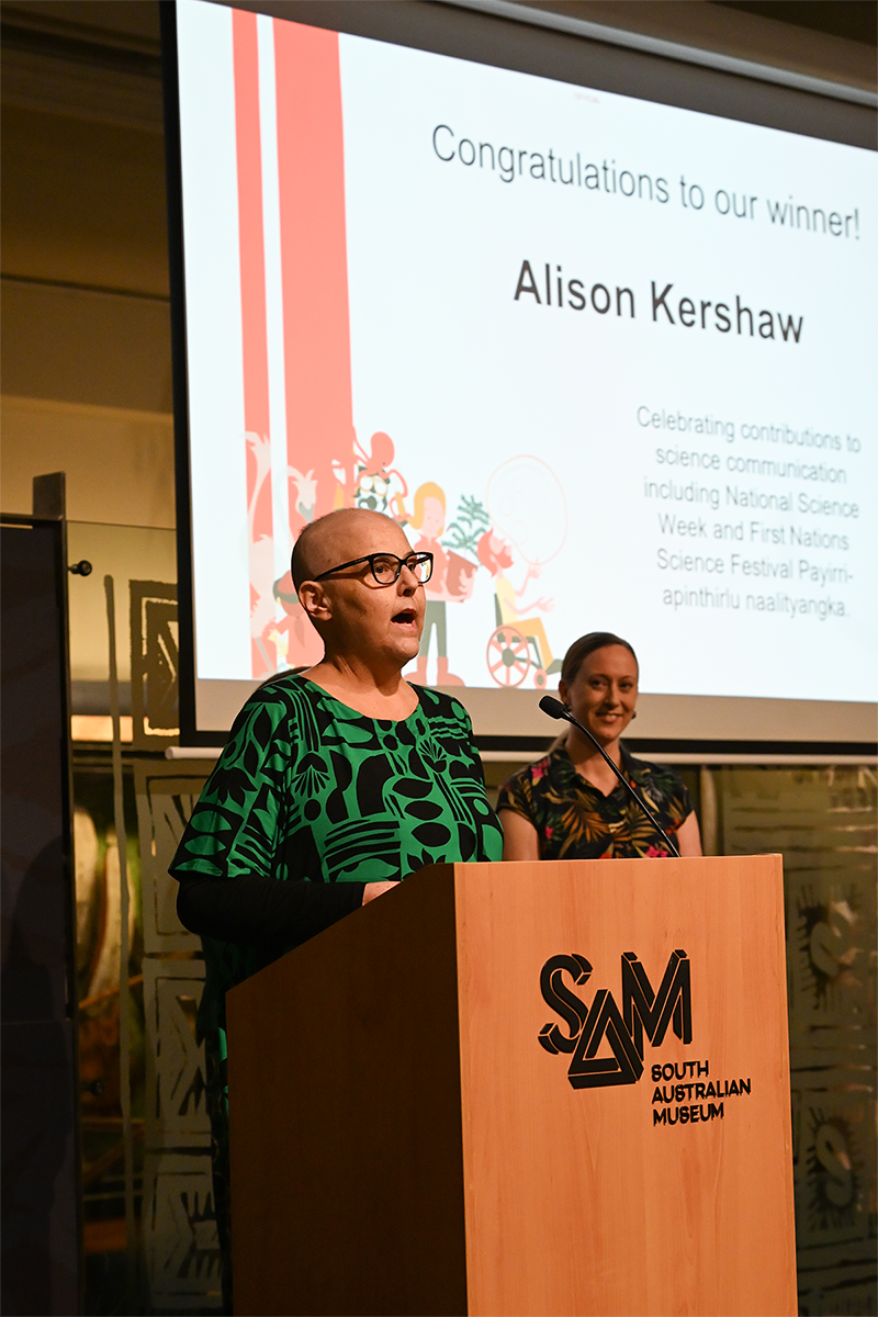 Alison Kershaw receives an Unsung Hero of Science Communication Award. Image: Catherine Leo Photography